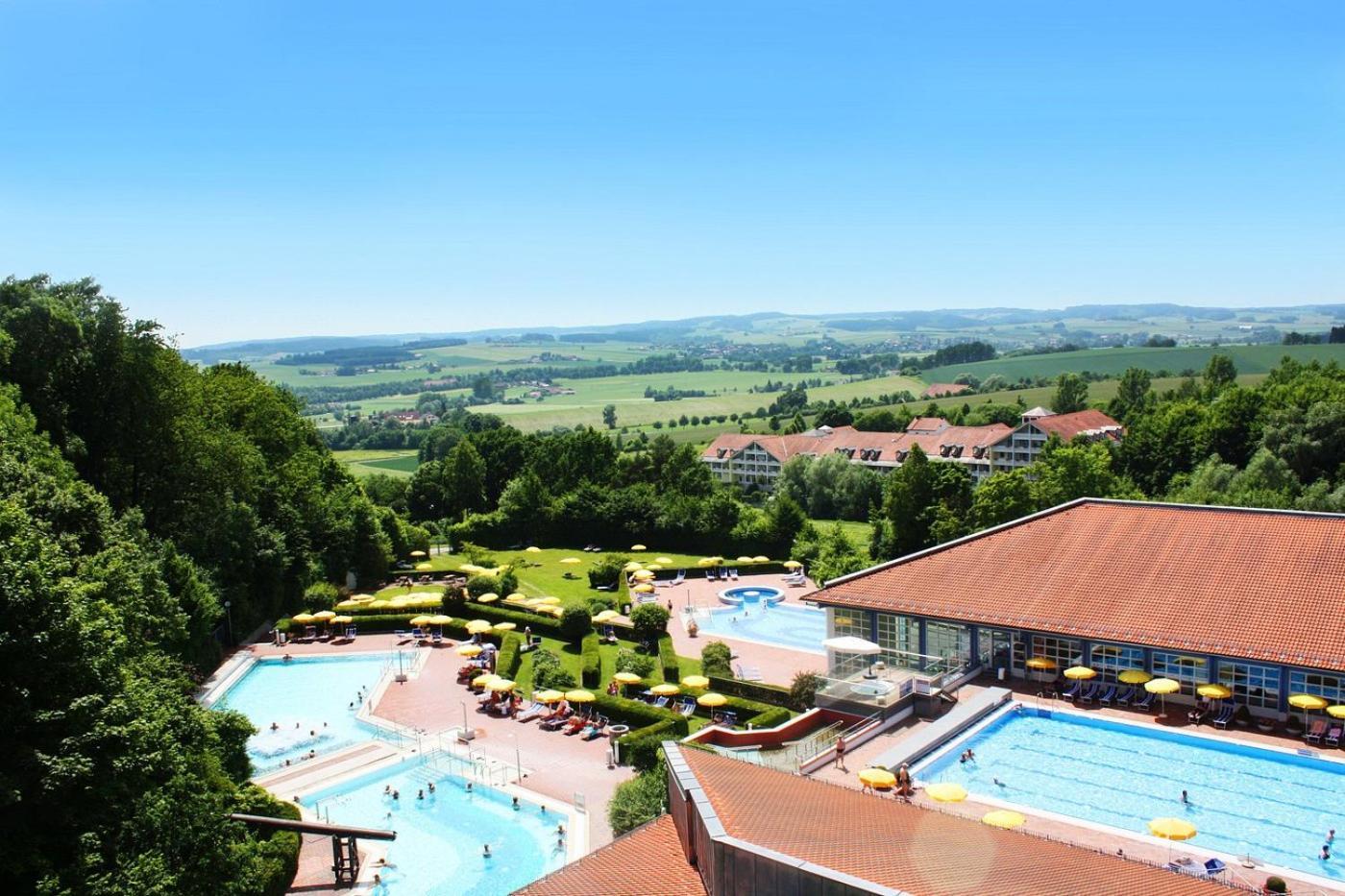 Hallelujah - Wunderschoenes Und Gepflegtes Apartment Mit Bademantelgang Zur Therme Bad Griesbach im Rottal Extérieur photo