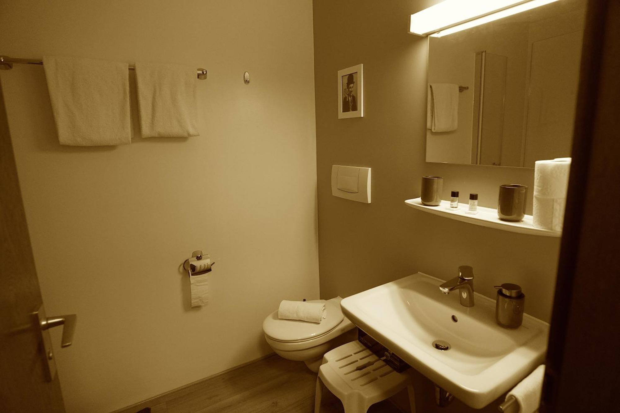 Hallelujah - Wunderschoenes Und Gepflegtes Apartment Mit Bademantelgang Zur Therme Bad Griesbach im Rottal Extérieur photo